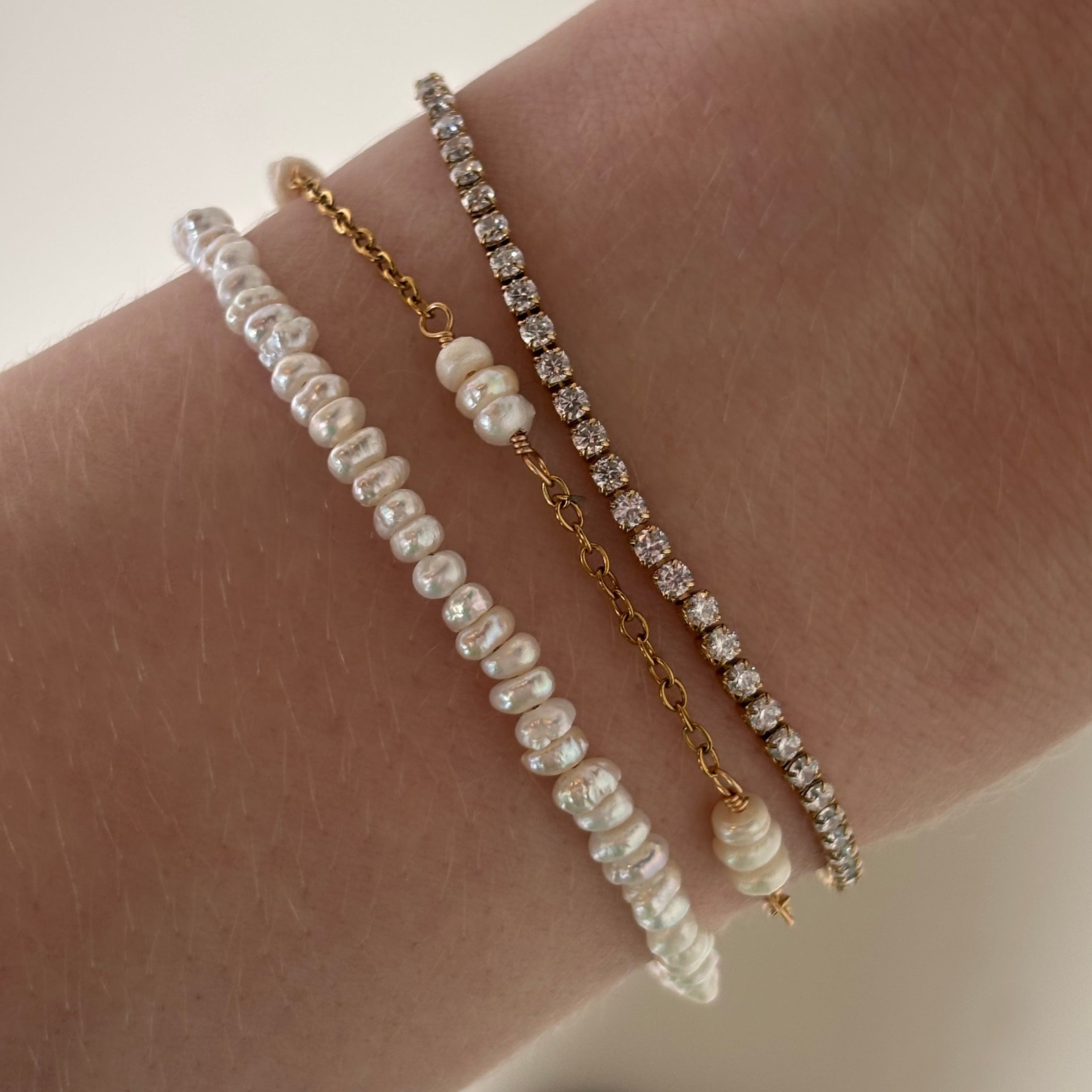 COASTAL PEARL armband GYLLT