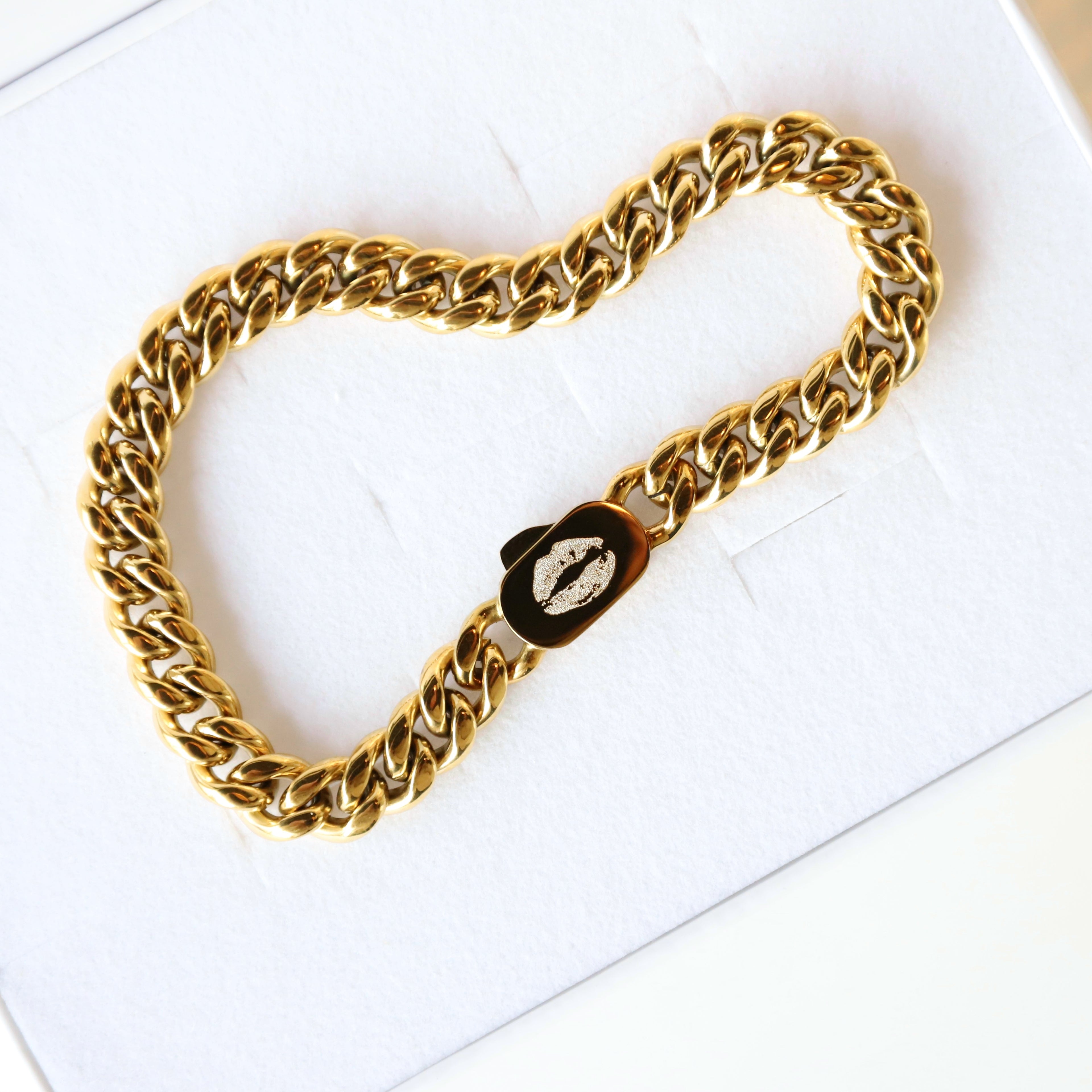 ÁLETRAÐ CUBAN ARMBAND - KARLA GYLLT