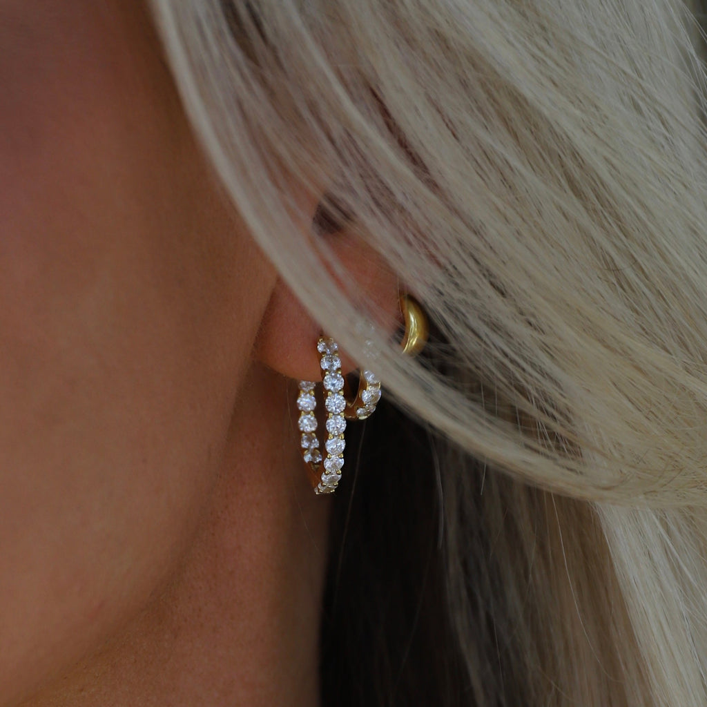 GLITTER eyrnalokkar GYLLT