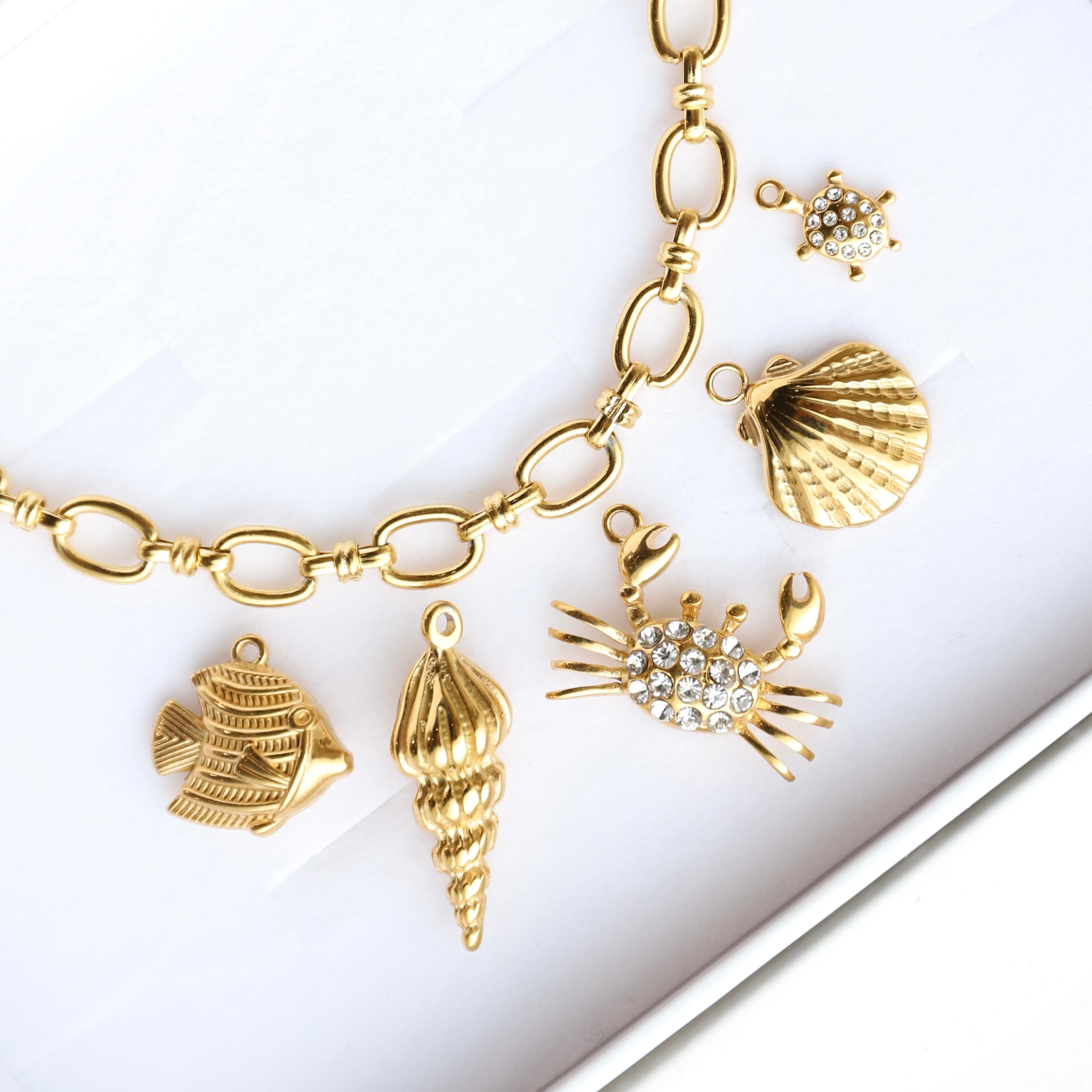 CONCH charm  - GYLLT